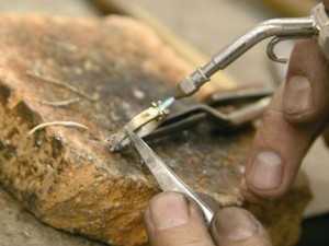 Afbeelding van een goudsmit